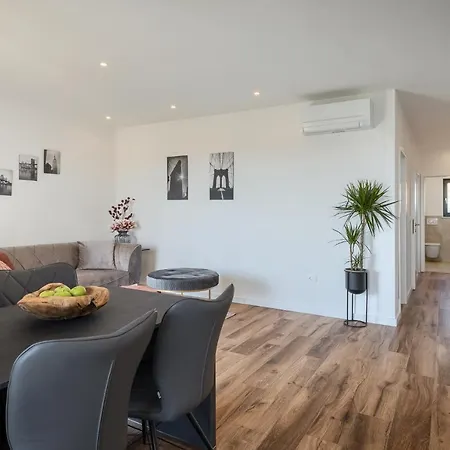 Holiday home Belvedere Holidays *