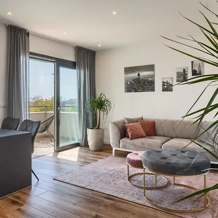 Belvedere Holidays * Novigrad Istria