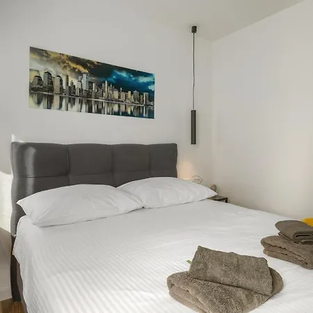 Belvedere Holidays * Novigrad Istria