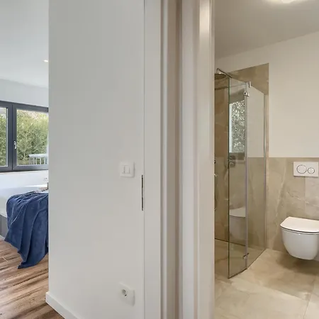 Belvedere Holidays *