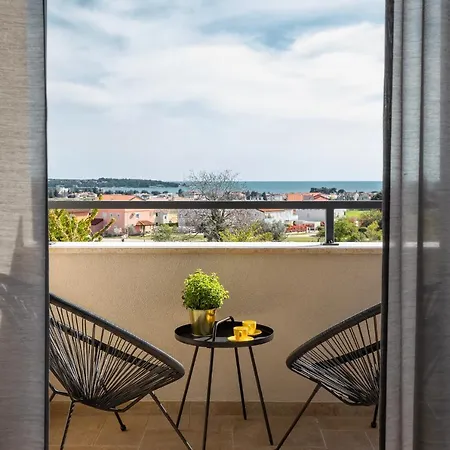 別荘 Belvedere Holidays